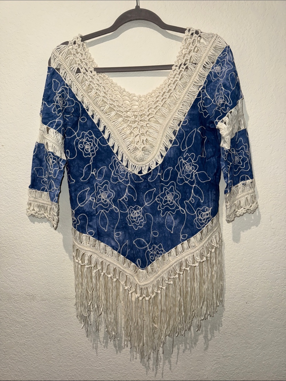 Boho Fringe Crochet V-Neck Women's Top - Blue and Cream
